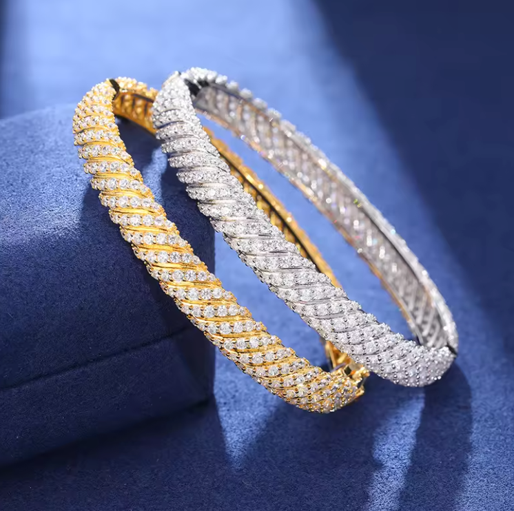 MOISSANIT VERDREHTES ARMBAND - GOLD 8MM